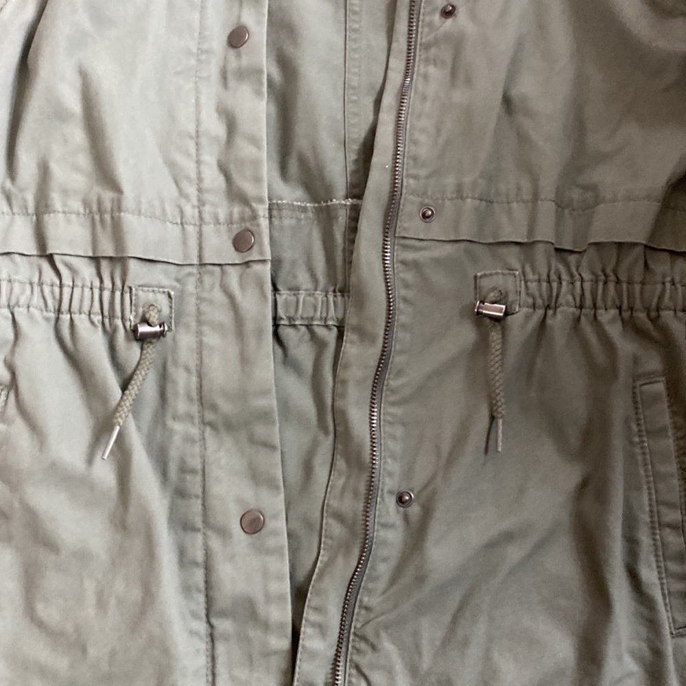 Old navy spring hoodie jacket - Picture 3 of 3